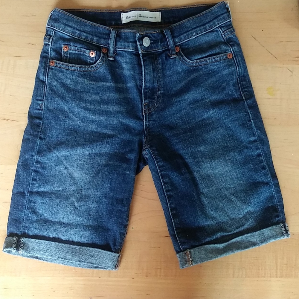 GAP Womens Bermuda Shorts